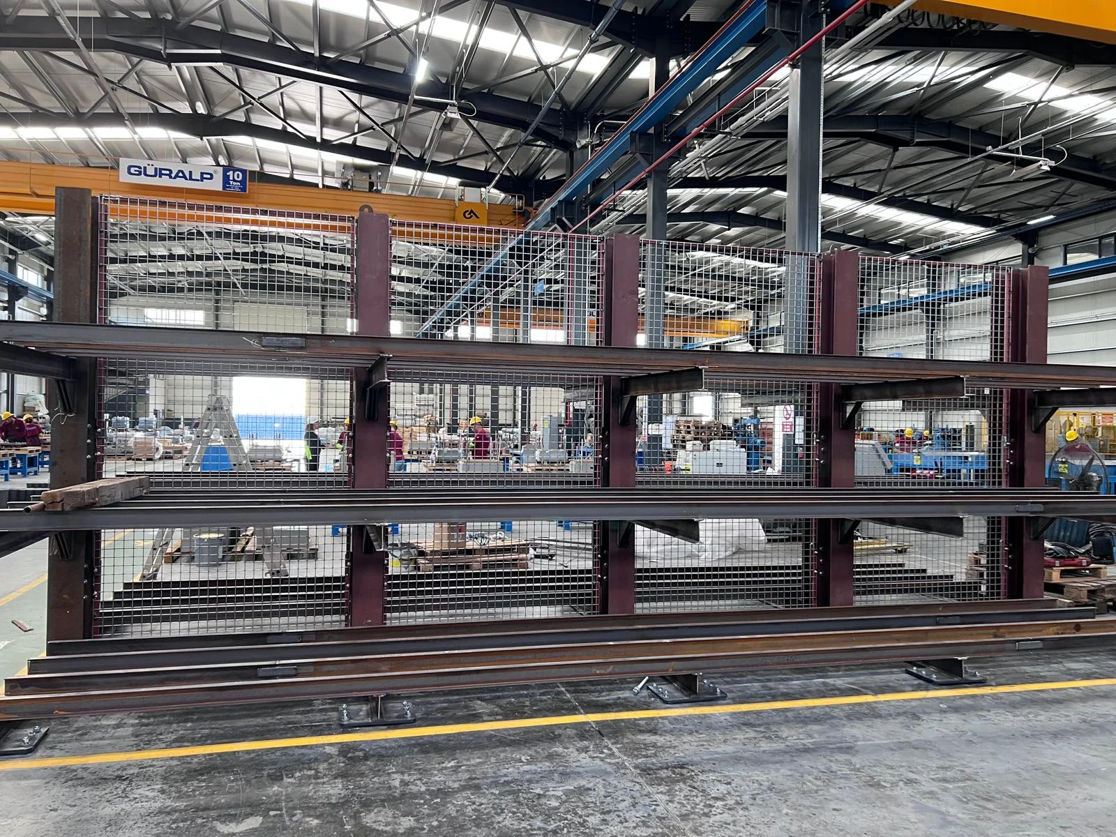 Fabrika asma kat çelik taşıyıcı uygulaması